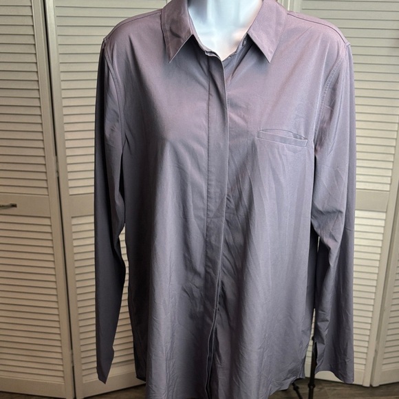 Athleta Woman’s Purple Button Up Shirt - Picture 1 of 8